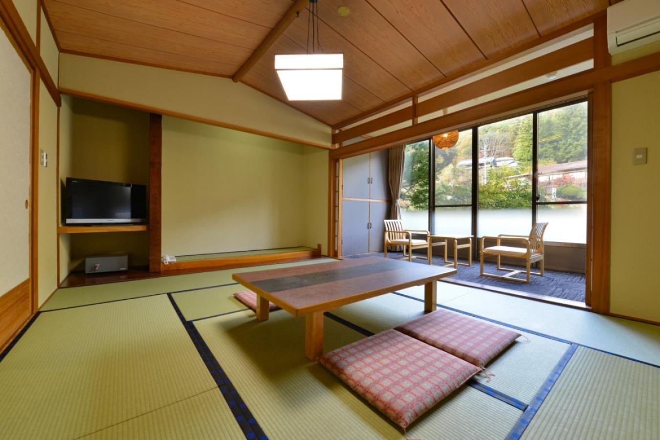 Ooedo Onsen Monogatari Shinshu Kakeyu Hotel Ueda Room photo