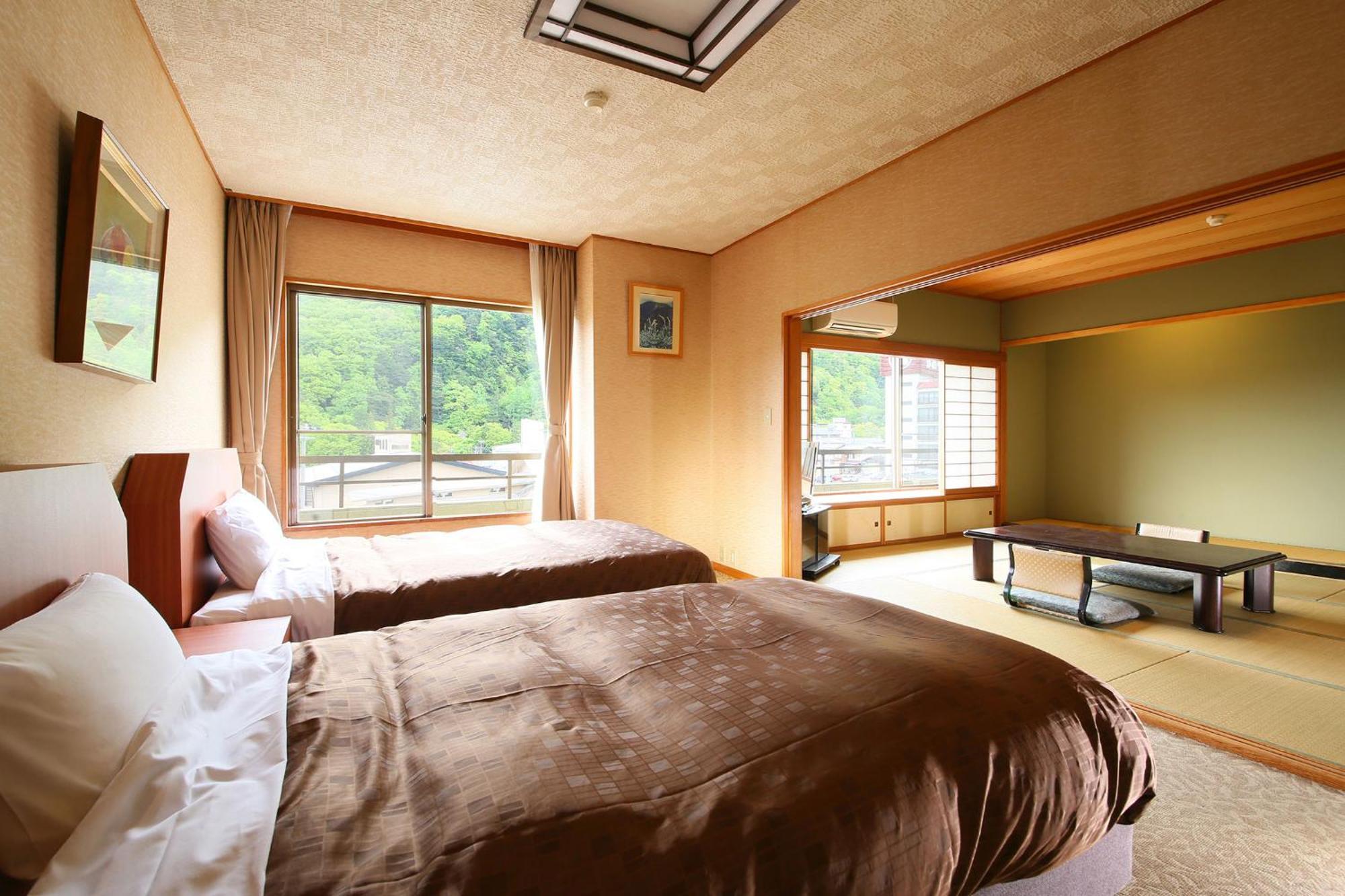 Ooedo Onsen Monogatari Shinshu Kakeyu Hotel Ueda Exterior photo